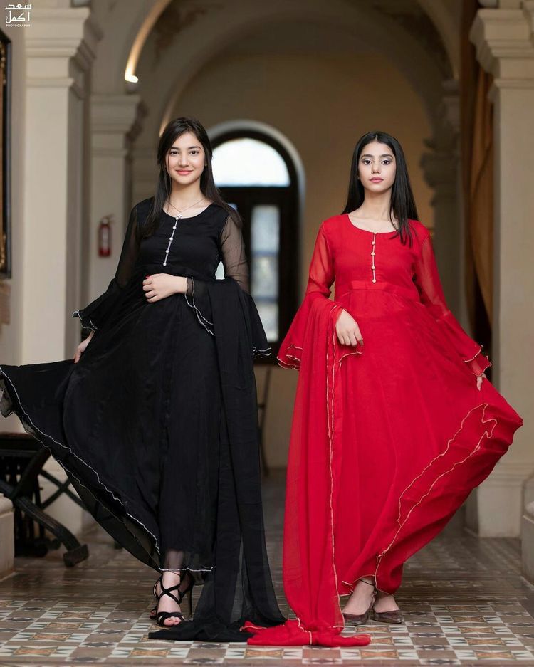 Black and Red - Mataish Couture